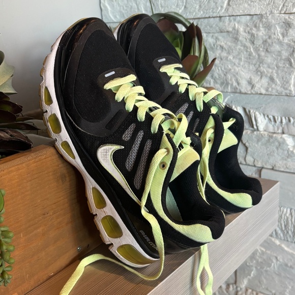 Nike Air Max Tailwind +2 Blk/White/Line/Grey W-8 - Picture 2 of 7